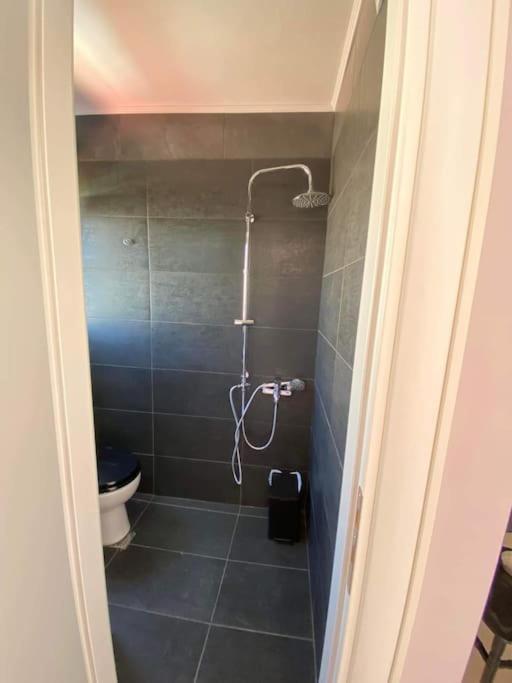 Lavrio 1Bdr Penthouse 7 Min On Foot From The Port Apartment Ngoại thất bức ảnh