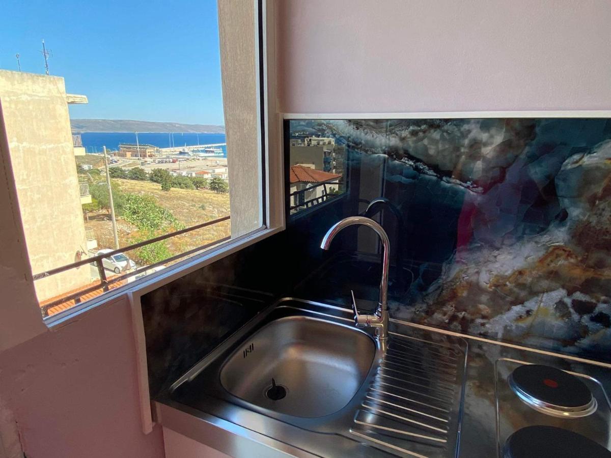 Lavrio 1Bdr Penthouse 7 Min On Foot From The Port Apartment Ngoại thất bức ảnh