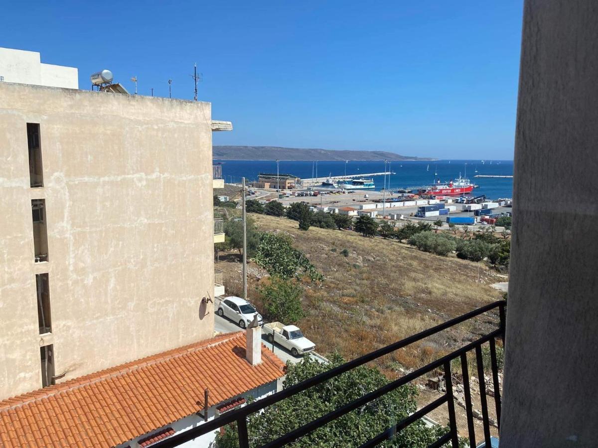 Lavrio 1Bdr Penthouse 7 Min On Foot From The Port Apartment Ngoại thất bức ảnh